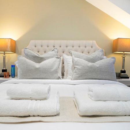 Luxury - Apartment In Battersea Park & Power Station ลอนดอน ภายนอก รูปภาพ